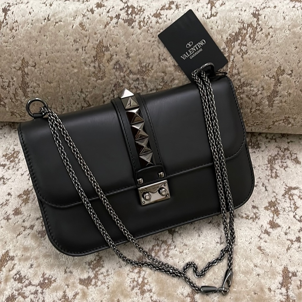 Valentino Garavani Rockstud Glam lock bag NWT!
